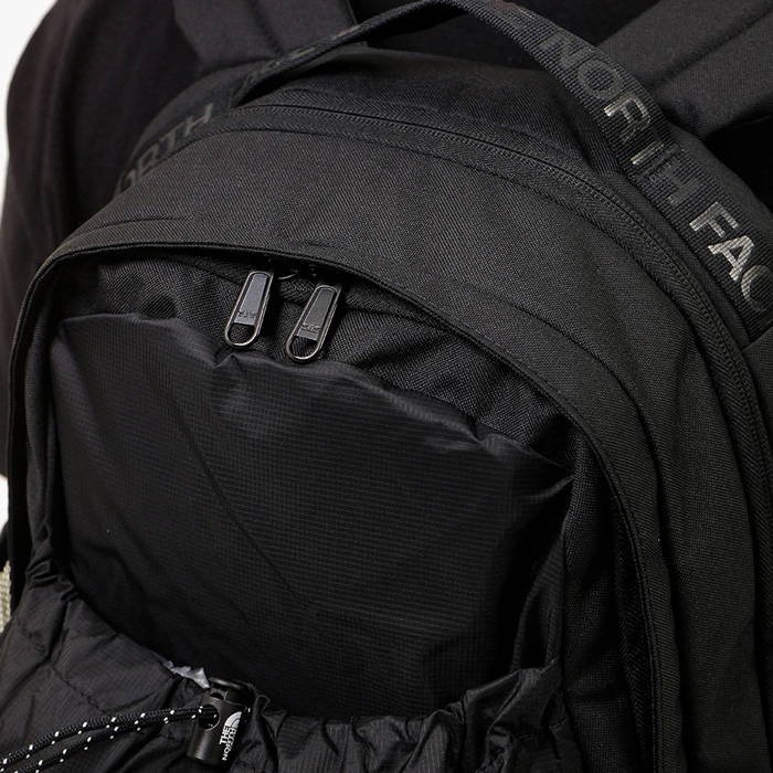 数量限定！通常卸8,800⇒7,800円 THE NORTH FACE BOZER BACKPACK